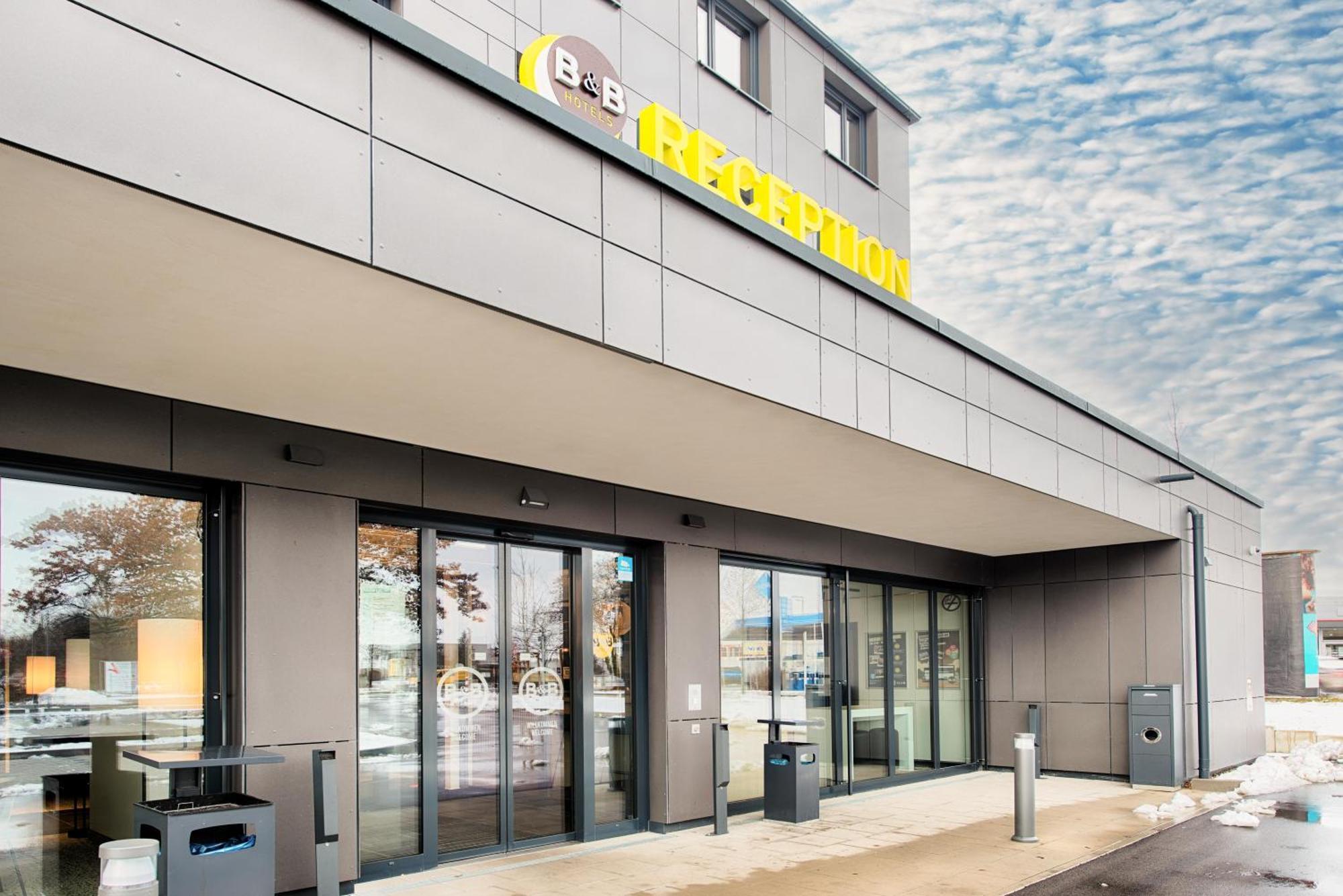 B&B Hotel Augsburg-West Екстериор снимка
